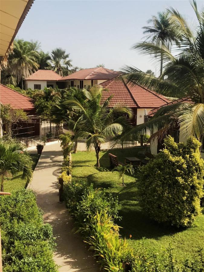Bamboo Garden Hotel Serrekunda Exterior foto