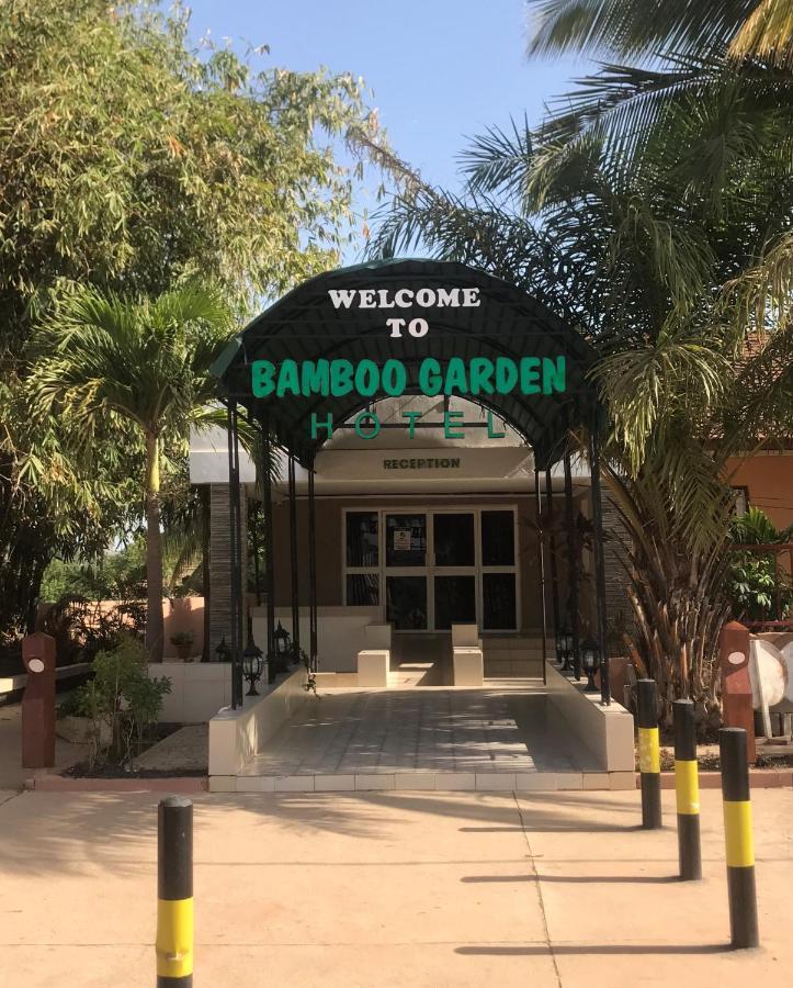 Bamboo Garden Hotel Serrekunda Exterior foto