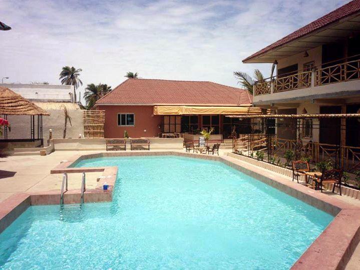 Bamboo Garden Hotel Serrekunda Exterior foto
