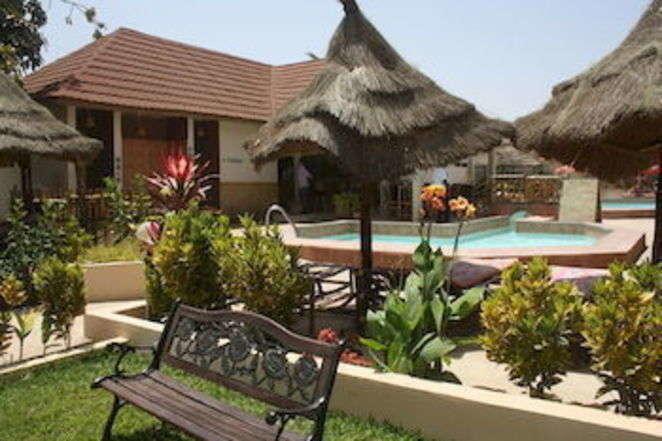 Bamboo Garden Hotel Serrekunda Exterior foto
